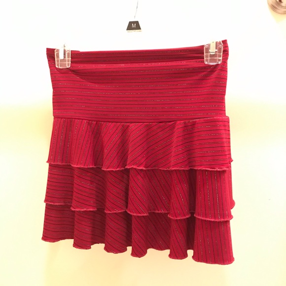 Red Ruffle Mini Skirt - Picture 6 of 6